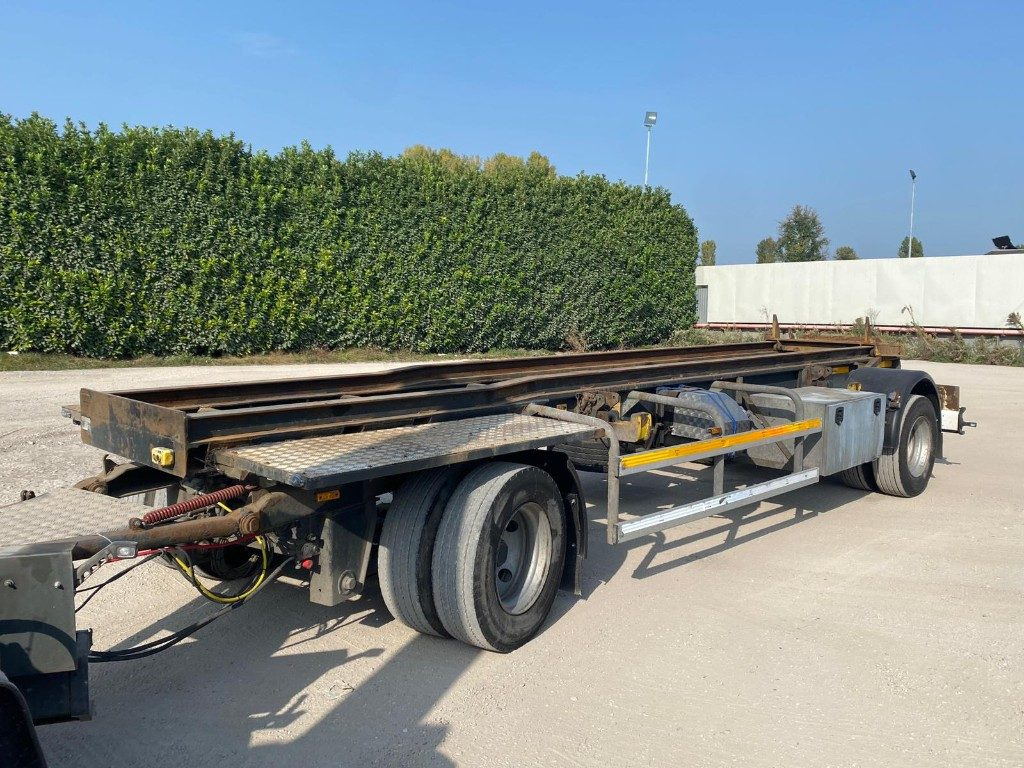 CARDI RIMORCHIO CARDI SCARRABILE PNEUMATICO - Multilift/ Liftdumper haagis: pilt 3 CARDI RIMORCHIO CARDI SCARRABILE PNEUMATICO - Multilift/ Liftdumper haagis: pilt 3