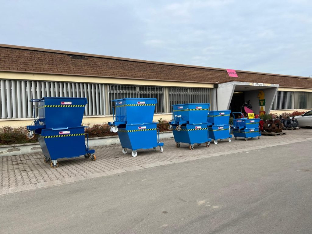 CONTAINER A BENNA RIBALTABILE - Ehitusseade: pilt 2 CONTAINER A BENNA RIBALTABILE - Ehitusseade: pilt 2