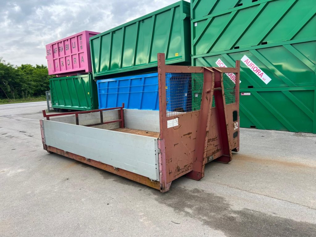 CONTAINER SCARRABILE A PIANALE CON SPONDE - Multilift konteiner: pilt 2 CONTAINER SCARRABILE A PIANALE CON SPONDE - Multilift konteiner: pilt 2