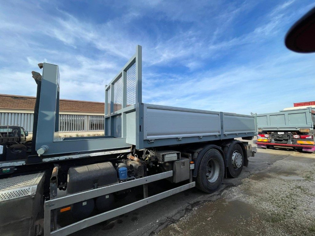 CONTAINER SCARRABILE NUOVO A PIANALE CON SPONDE - Multilift konteiner: pilt 3 CONTAINER SCARRABILE NUOVO A PIANALE CON SPONDE - Multilift konteiner: pilt 3