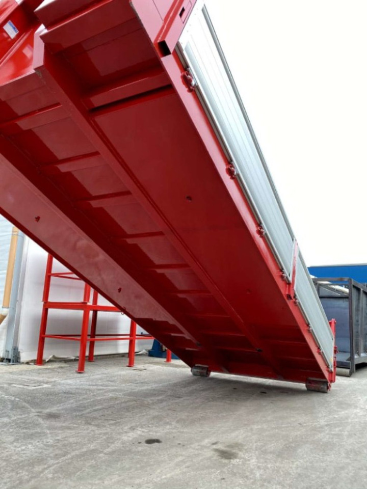 CONTAINER SCARRABILE NUOVO A PIANALE - Multilift konteiner: pilt 4 CONTAINER SCARRABILE NUOVO A PIANALE - Multilift konteiner: pilt 4