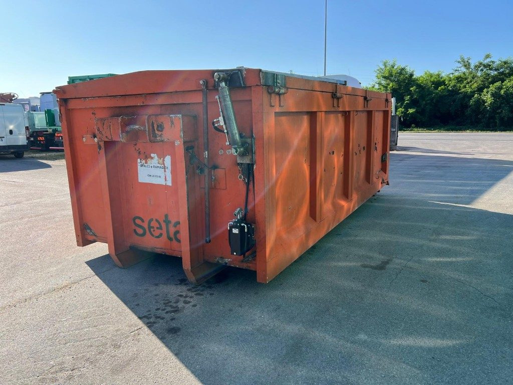 CONTAINER SCARRABILE USATO CON COPERCHIO - Multilift konteiner: pilt 2 CONTAINER SCARRABILE USATO CON COPERCHIO - Multilift konteiner: pilt 2