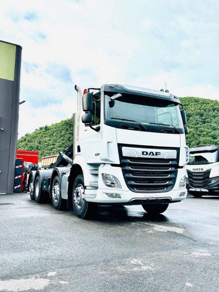DAF CF85 NUOVO SCARRABILE - Konkstõstukiga veoauto: pilt 1 DAF CF85 NUOVO SCARRABILE - Konkstõstukiga veoauto: pilt 1