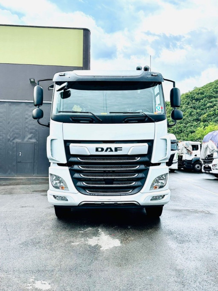 DAF CF85 NUOVO SCARRABILE - Konkstõstukiga veoauto: pilt 2 DAF CF85 NUOVO SCARRABILE - Konkstõstukiga veoauto: pilt 2