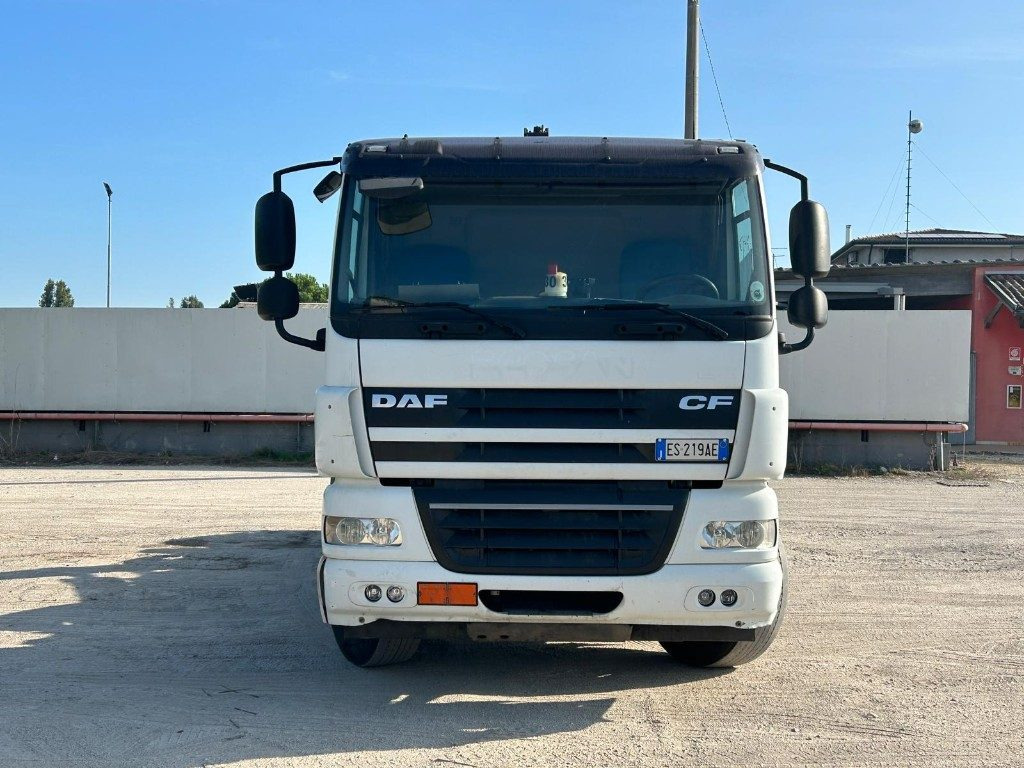 DAF CF85 SCARRABILE - Konkstõstukiga veoauto: pilt 2 DAF CF85 SCARRABILE - Konkstõstukiga veoauto: pilt 2