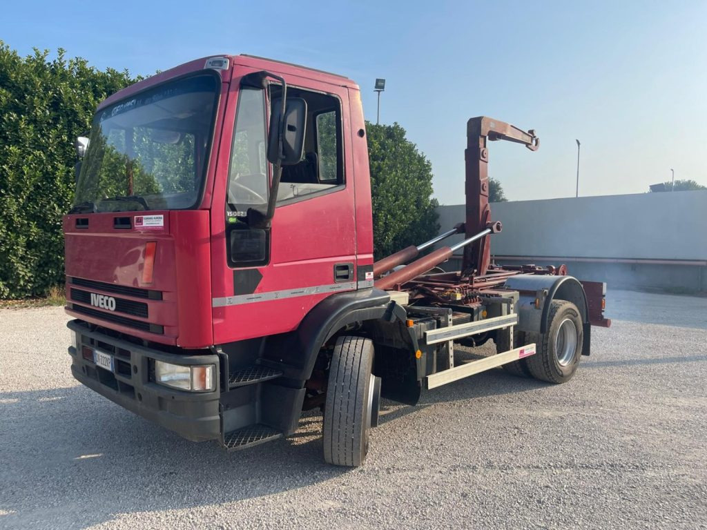 FIAT IVECO EUROCARGO 150E23 - Konkstõstukiga veoauto: pilt 1 FIAT IVECO EUROCARGO 150E23 - Konkstõstukiga veoauto: pilt 1