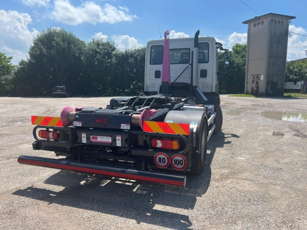 IVECO EUROCARGO 160E25 SCARRABILE - Konkstõstukiga veoauto: pilt 4 IVECO EUROCARGO 160E25 SCARRABILE - Konkstõstukiga veoauto: pilt 4