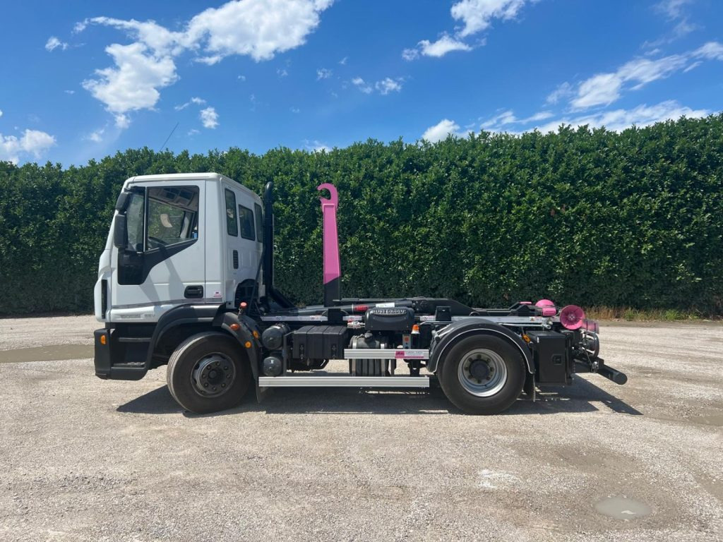 IVECO EUROCARGO 160E25 SCARRABILE - Konkstõstukiga veoauto: pilt 2 IVECO EUROCARGO 160E25 SCARRABILE - Konkstõstukiga veoauto: pilt 2