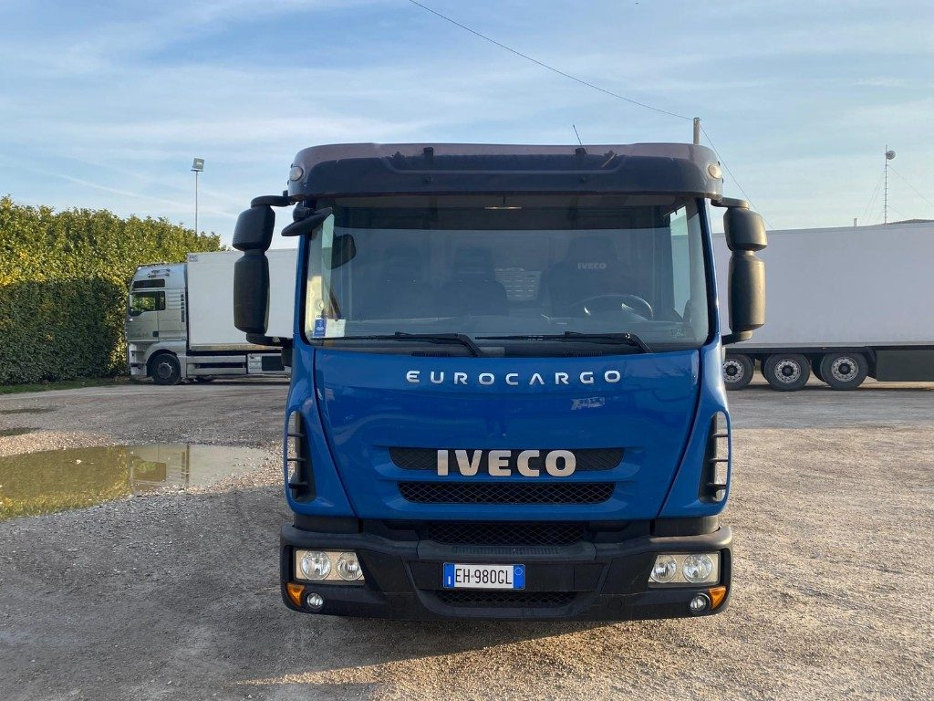 IVECO EUROCARGO 75E18 SCARRABILE - Konkstõstukiga veoauto: pilt 2 IVECO EUROCARGO 75E18 SCARRABILE - Konkstõstukiga veoauto: pilt 2