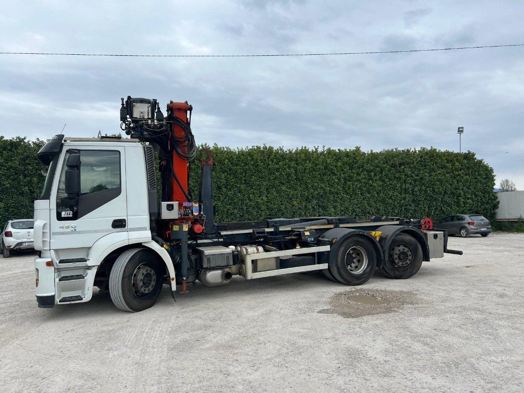 IVECO STRALIS 260E45 SCARRABILE - Konkstõstukiga veoauto: pilt 2 IVECO STRALIS 260E45 SCARRABILE - Konkstõstukiga veoauto: pilt 2