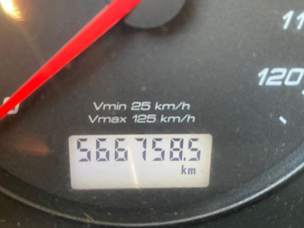 IVECO STRALIS 310 SCARRABILE FULL PNEUMATICO - Konkstõstukiga veoauto: pilt 3 IVECO STRALIS 310 SCARRABILE FULL PNEUMATICO - Konkstõstukiga veoauto: pilt 3
