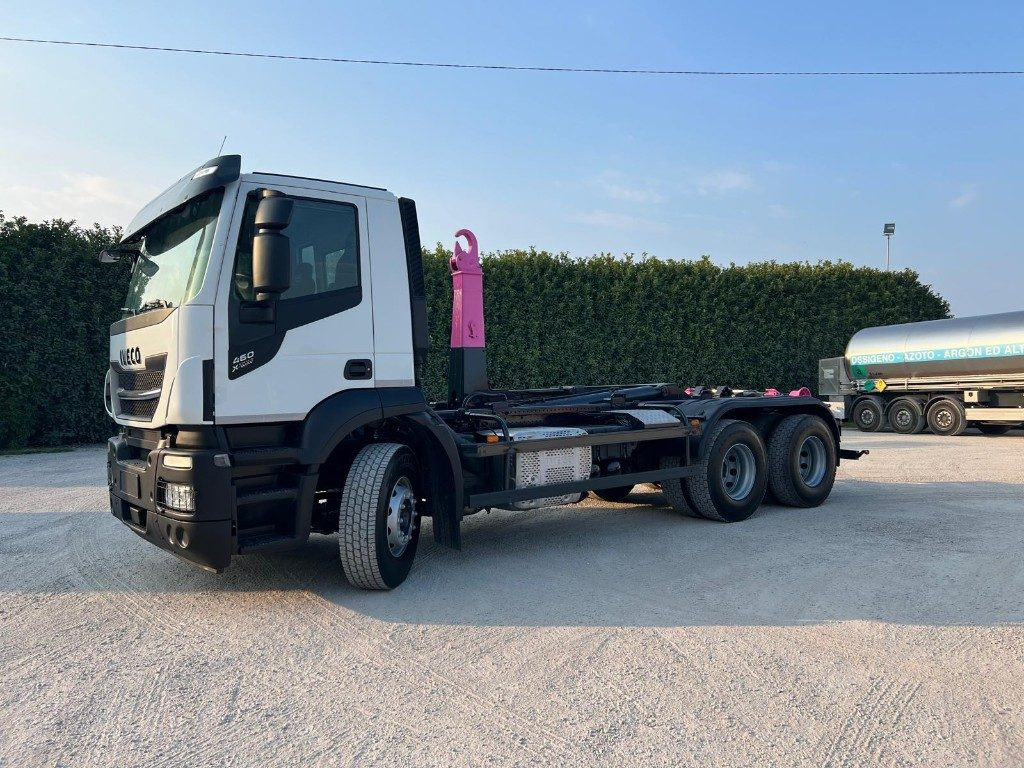 IVECO STRALIS 460 X-WAY USATO SCARRABILE 6X4 - Konkstõstukiga veoauto: pilt 2 IVECO STRALIS 460 X-WAY USATO SCARRABILE 6X4 - Konkstõstukiga veoauto: pilt 2