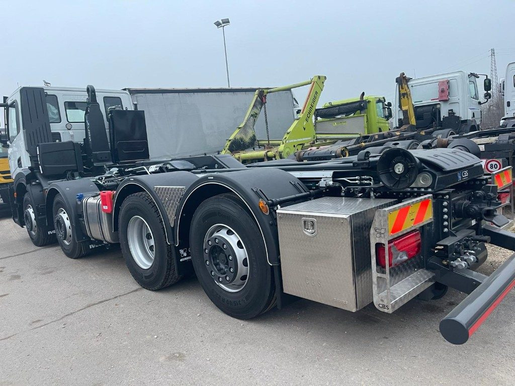 IVECO X-WAY AD350X480YPS SCARRABILE NUOVO - Konkstõstukiga veoauto: pilt 4 IVECO X-WAY AD350X480YPS SCARRABILE NUOVO - Konkstõstukiga veoauto: pilt 4