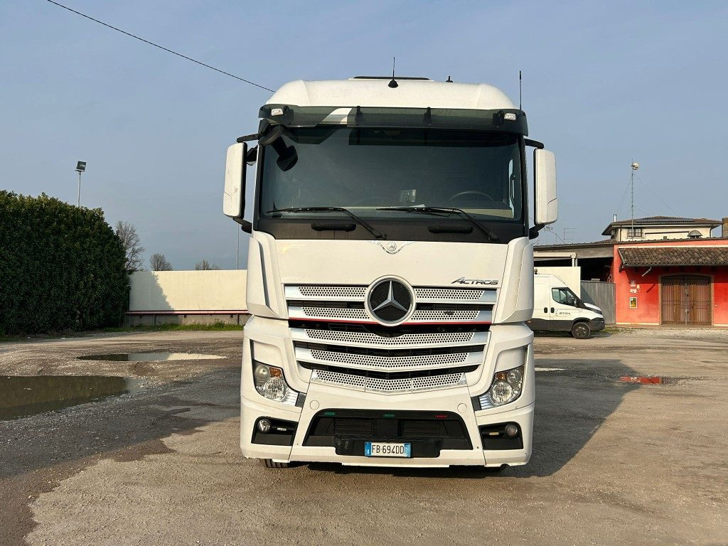 MERCEDES ACTROS 25.51 SCARRABILE - Konkstõstukiga veoauto: pilt 2 MERCEDES ACTROS 25.51 SCARRABILE - Konkstõstukiga veoauto: pilt 2