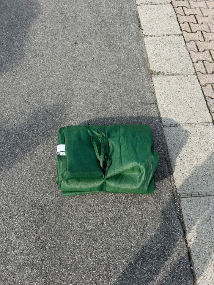 RETE ANTIGRANDINE NUOVA PER COPERTURA CONTAINERS - Pealisehitus ja välispind - Vahetuskere/ Konteiner: pilt 3 RETE ANTIGRANDINE NUOVA PER COPERTURA CONTAINERS - Pealisehitus ja välispind - Vahetuskere/ Konteiner: pilt 3