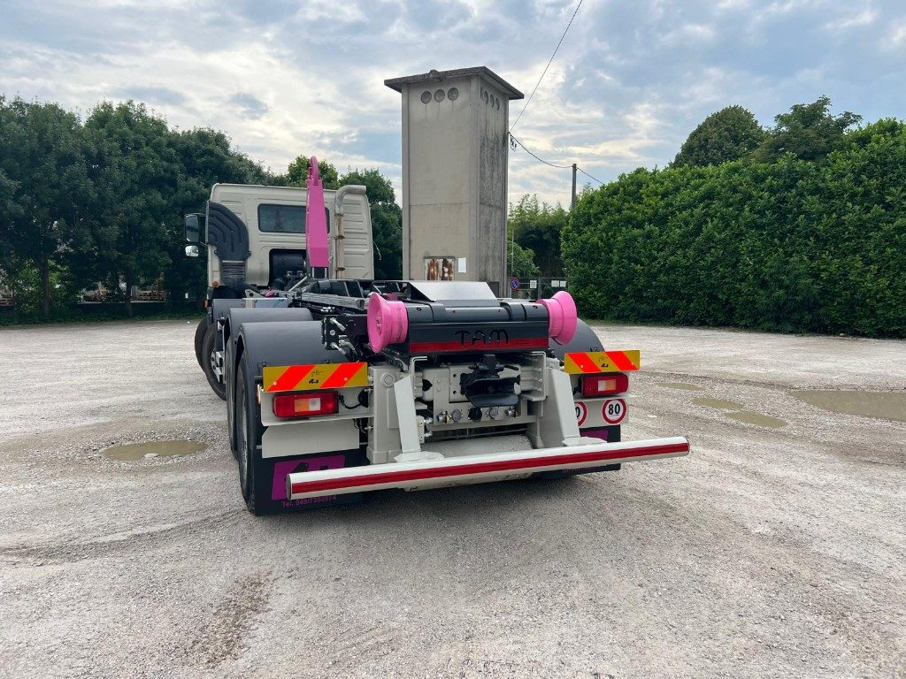 VOLVO FM480 SCARRABILE 8X4 - Konkstõstukiga veoauto: pilt 4 VOLVO FM480 SCARRABILE 8X4 - Konkstõstukiga veoauto: pilt 4