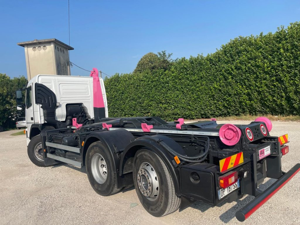 VOLVO FM9 SCARRABILE - Konkstõstukiga veoauto: pilt 5 VOLVO FM9 SCARRABILE - Konkstõstukiga veoauto: pilt 5