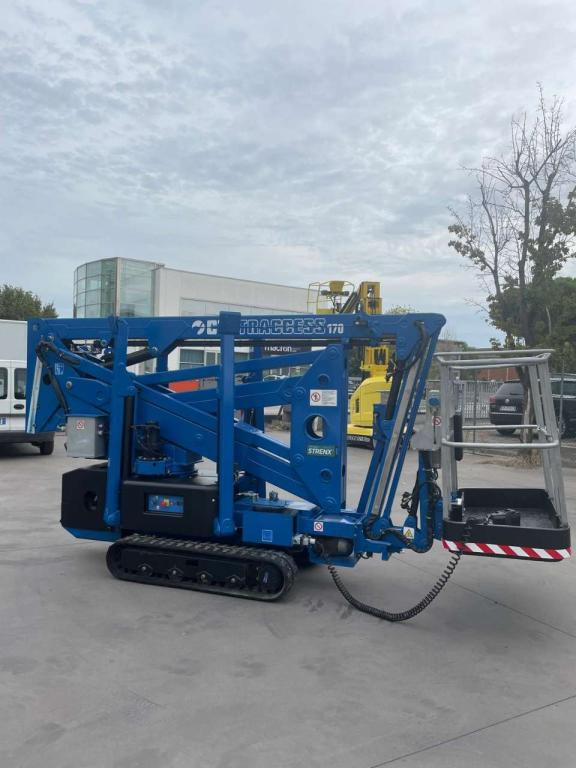 CTE TRACCESS 170 - Roomik korvtõstuk: pilt 3 CTE TRACCESS 170 - Roomik korvtõstuk: pilt 3