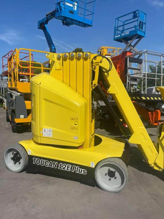 JLG TOUCAN 12E PLUS - Masttõstuk: pilt 4 JLG TOUCAN 12E PLUS - Masttõstuk: pilt 4