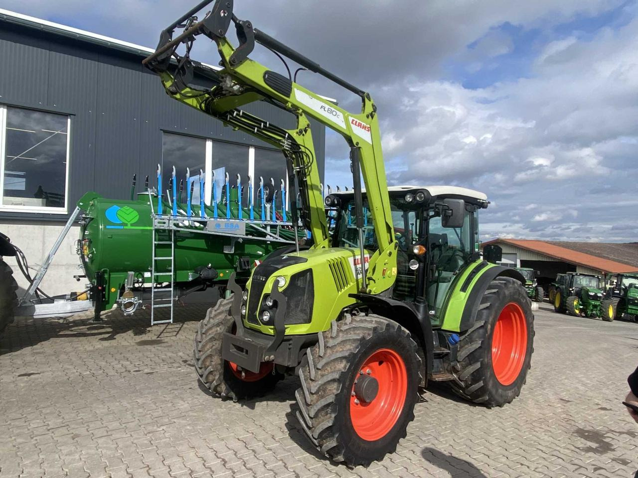 CLAAS Arion 420 CIS 2913 - Traktor: pilt 1 CLAAS Arion 420 CIS 2913 - Traktor: pilt 1