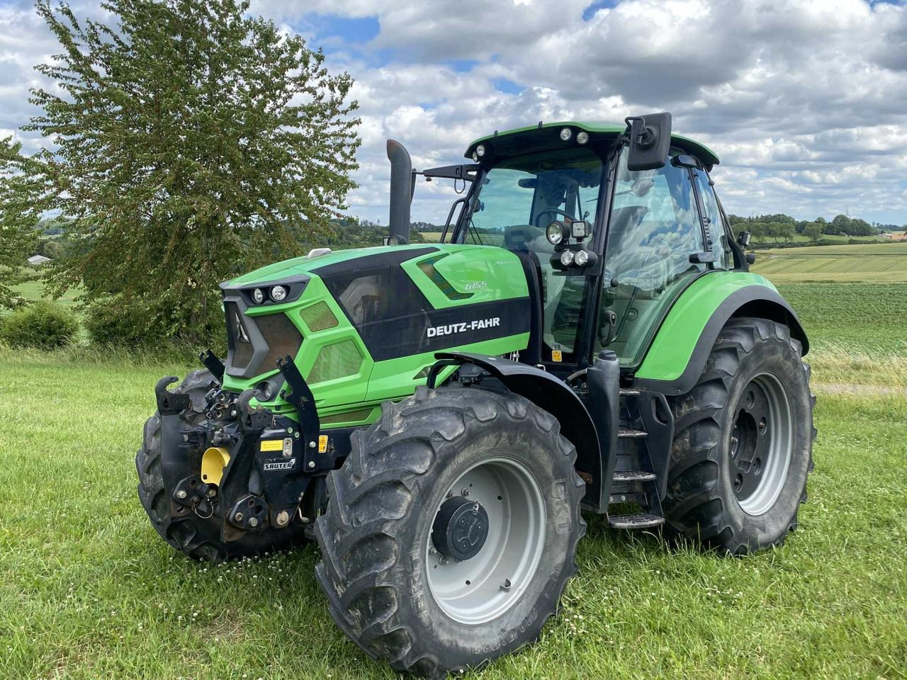 Deutz-Fahr 6155 Agrotron - Traktor: pilt 1 Deutz-Fahr 6155 Agrotron - Traktor: pilt 1