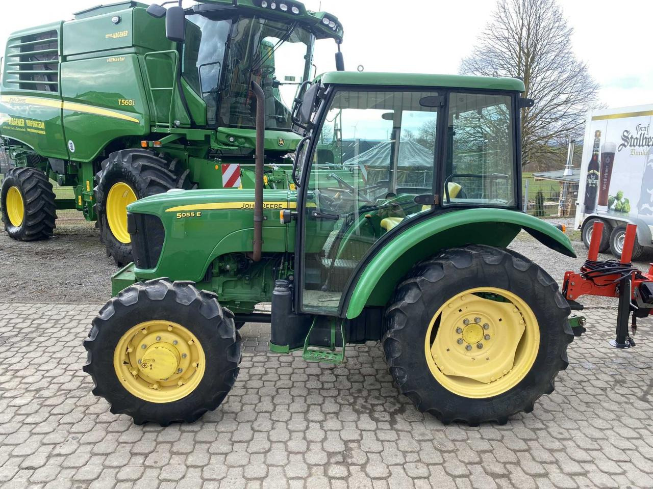 John Deere 5055E - Traktor: pilt 4 John Deere 5055E - Traktor: pilt 4