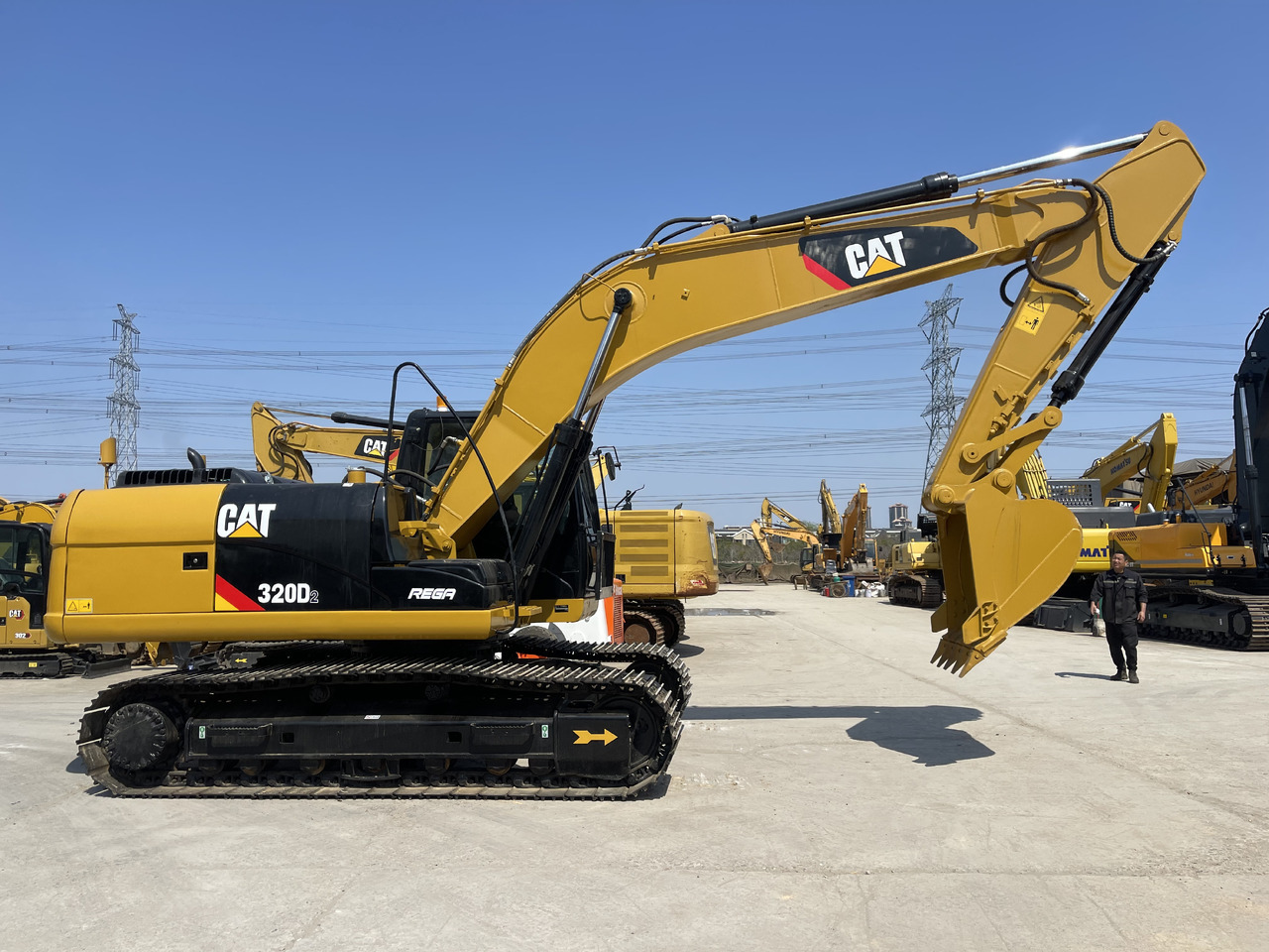 CATERPILLAR 320D2 - Lintekskavaator: pilt 5 CATERPILLAR 320D2 - Lintekskavaator: pilt 5