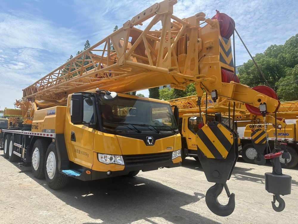 XCMG 70 ton QY70KC XCT75 QY75K QY70KS QY50KC QY100K truck crane - Autokraana: pilt 1 XCMG 70 ton QY70KC XCT75 QY75K QY70KS QY50KC QY100K truck crane - Autokraana: pilt 1