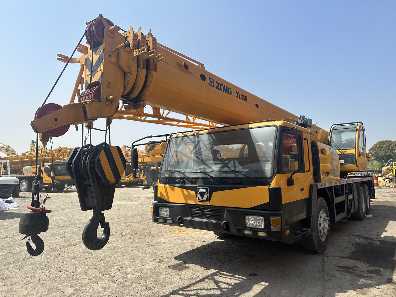 XCMG QY25K 25 ton truck crane - Autokraana: pilt 1 XCMG QY25K 25 ton truck crane - Autokraana: pilt 1