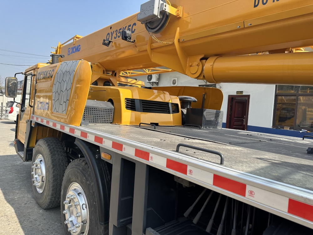 XCMG QY35K xct35l5 qy35k5c 35 ton truck crane - Autokraana: pilt 4 XCMG QY35K xct35l5 qy35k5c 35 ton truck crane - Autokraana: pilt 4