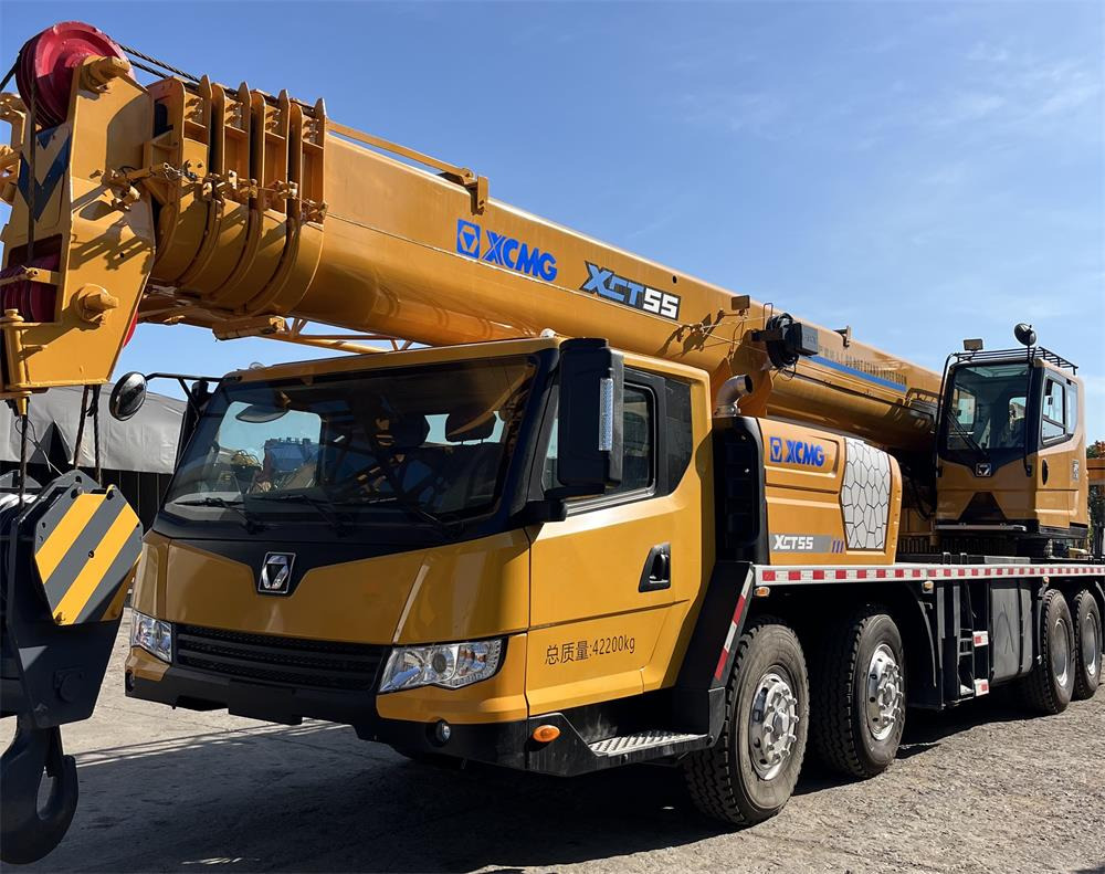 XCMG XCT55 XCT50 QY50KC QY50KA QY50K-II 25 ton 35 ton 40 ton 55 ton 50 ton 60 ton truck crane - Autokraana: pilt 1 XCMG XCT55 XCT50 QY50KC QY50KA QY50K-II 25 ton 35 ton 40 ton 55 ton 50 ton 60 ton truck crane - Autokraana: pilt 1