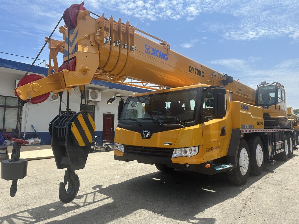 XCMG qy70kc xct75 qy75kc 75 ton truck crane - Autokraana: pilt 1 XCMG qy70kc xct75 qy75kc 75 ton truck crane - Autokraana: pilt 1