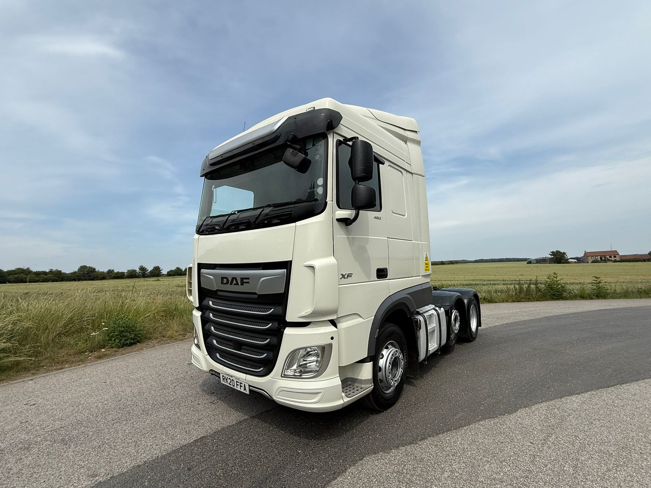 DAF XF 105 480 RHD - Sadulveok: pilt 1 DAF XF 105 480 RHD - Sadulveok: pilt 1
