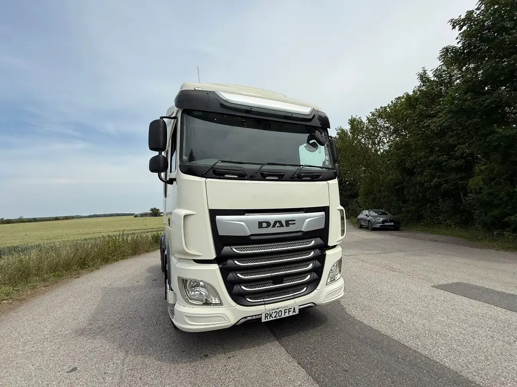 DAF XF 105 (FFA) - Sadulveok: pilt 2 DAF XF 105 (FFA) - Sadulveok: pilt 2