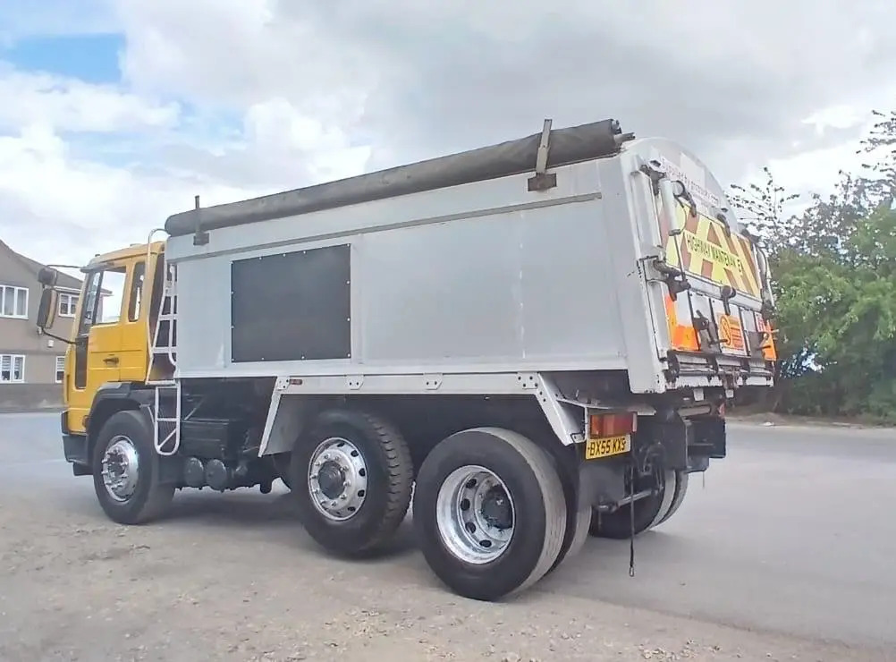 Volvo Tipper (KXS) - Kallurauto: pilt 5 Volvo Tipper (KXS) - Kallurauto: pilt 5