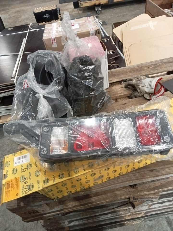 Trouillet FEU MODULAR HYBRID DROIT + GAUCHE - Tagatuled: pilt 1 Trouillet FEU MODULAR HYBRID DROIT + GAUCHE - Tagatuled: pilt 1