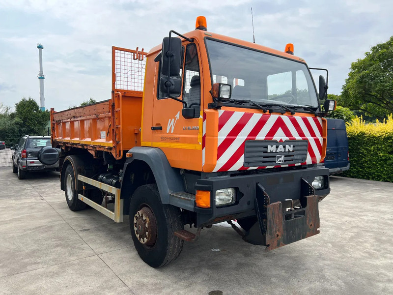 MAN LE 18.280 4x4 - Kallurauto: pilt 3 MAN LE 18.280 4x4 - Kallurauto: pilt 3