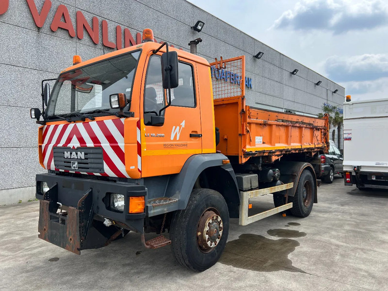 MAN LE 18.280 4x4 - Kallurauto: pilt 1 MAN LE 18.280 4x4 - Kallurauto: pilt 1