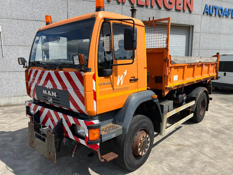 MAN LE 18.280 4x4 - Kallurauto: pilt 2 MAN LE 18.280 4x4 - Kallurauto: pilt 2