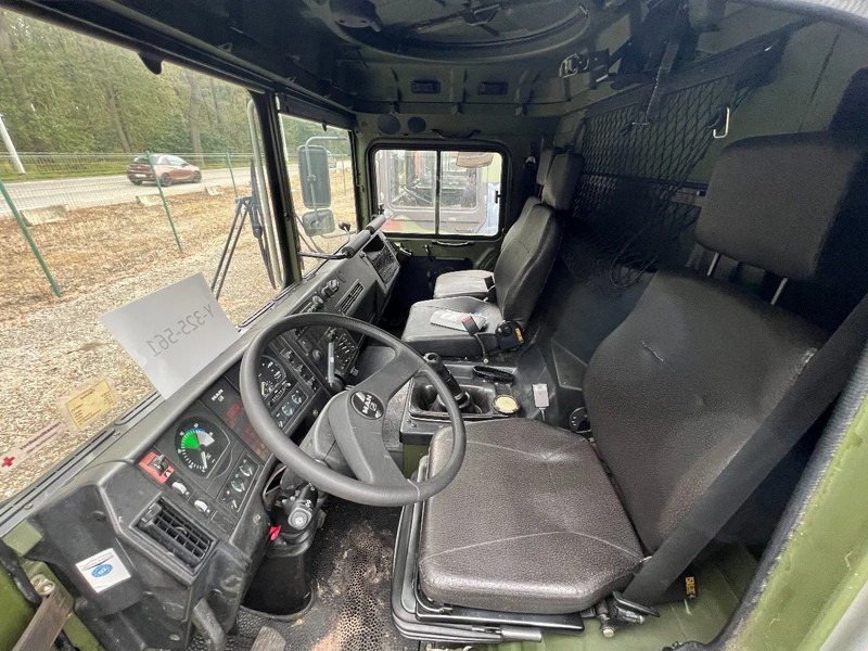MAN KAT 25.422DFAEG 6X6 CABIN CHASSIS - TWIST LOCKS SYSTEM - Veoauto: pilt 4 MAN KAT 25.422DFAEG 6X6 CABIN CHASSIS - TWIST LOCKS SYSTEM - Veoauto: pilt 4
