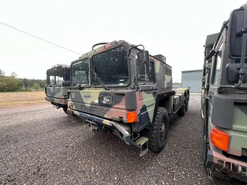 MAN KAT 25.422DFAEG 6X6 CABIN CHASSIS - TWIST LOCKS SYSTEM - Veoauto: pilt 2 MAN KAT 25.422DFAEG 6X6 CABIN CHASSIS - TWIST LOCKS SYSTEM - Veoauto: pilt 2