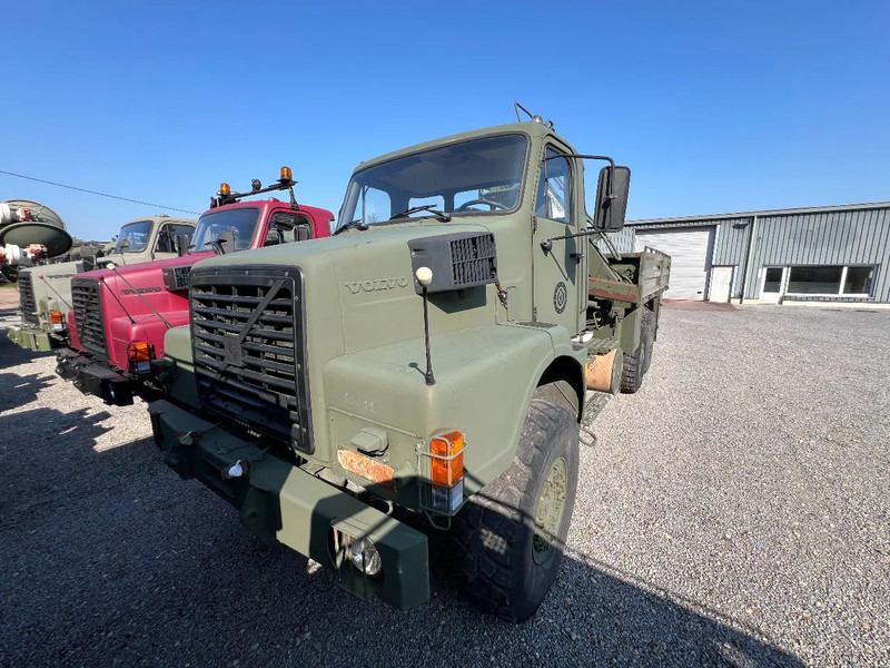 Volvo N 10 6X6 - FASSI 8TM CRANE (4x in stock) - Veoauto, Kraanaga veoauto: pilt 2 Volvo N 10 6X6 - FASSI 8TM CRANE (4x in stock) - Veoauto, Kraanaga veoauto: pilt 2
