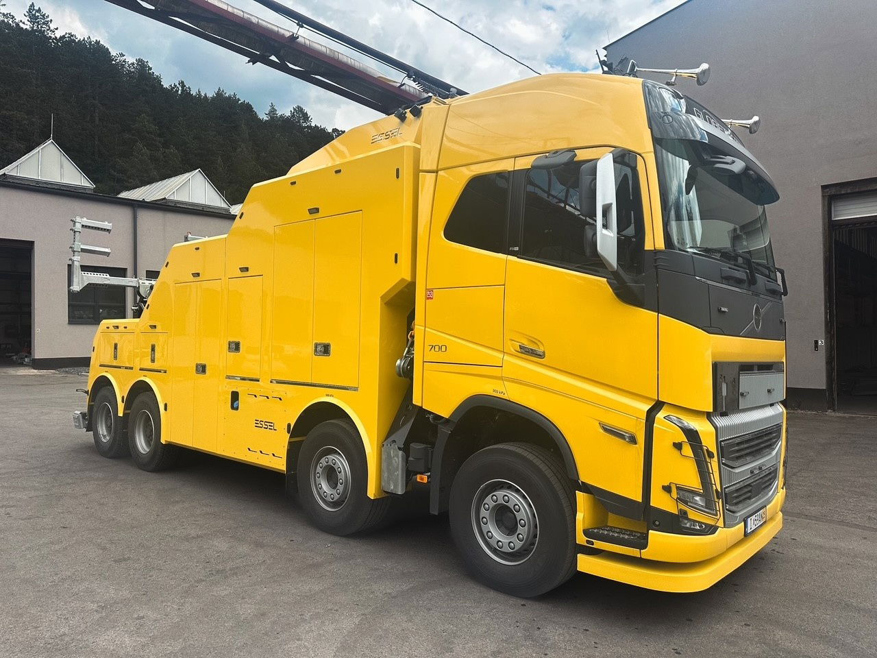 Volvo FH 16 NEW T-REX on Volvo FH16 84R 700HP E6E - Puksiirauto: pilt 3 Volvo FH 16 NEW T-REX on Volvo FH16 84R 700HP E6E - Puksiirauto: pilt 3
