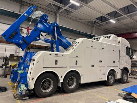 Volvo FH NEW ER4120 4 winches Volvo FH 540 8x4 WB5,6 - Puksiirauto: pilt 5 Volvo FH NEW ER4120 4 winches Volvo FH 540 8x4 WB5,6 - Puksiirauto: pilt 5