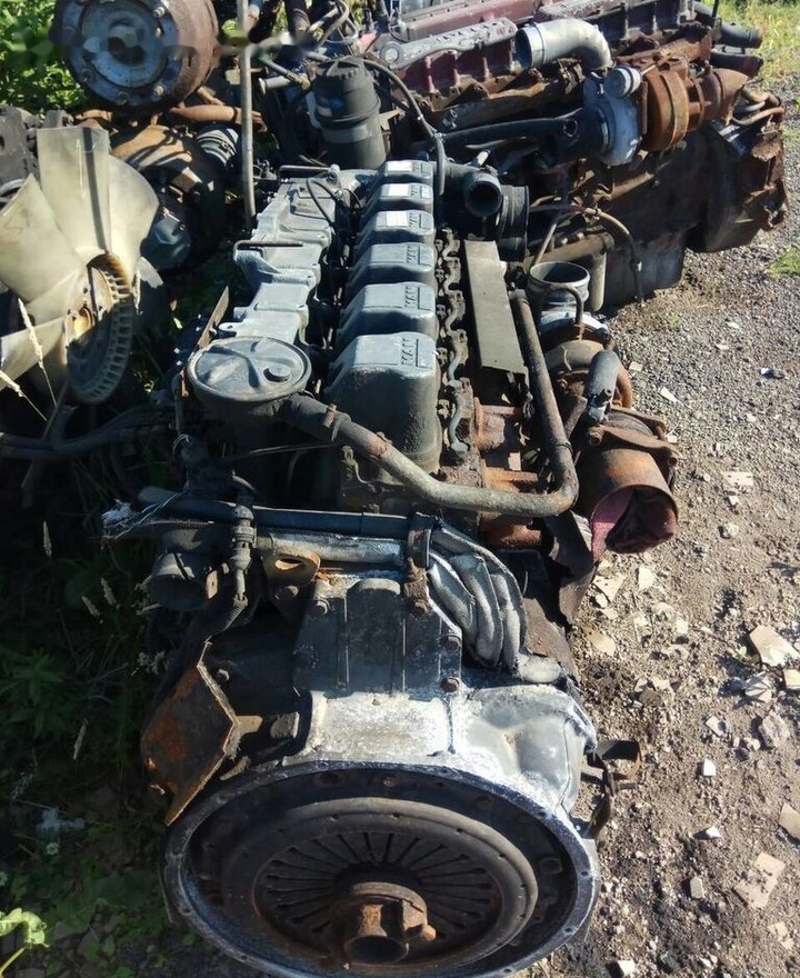 MAN D2876 LOH01 MAN Neoplan N5218, RH403, FRH462, RH463, RH464, RHC464, RHS464, 24.410, 24.460, Neoplan N116/3 и Van hool TD924 - Mootor - Buss: pilt 2 MAN D2876 LOH01 MAN Neoplan N5218, RH403, FRH462, RH463, RH464, RHC464, RHS464, 24.410, 24.460, Neoplan N116/3 и Van hool TD924 - Mootor - Buss: pilt 2