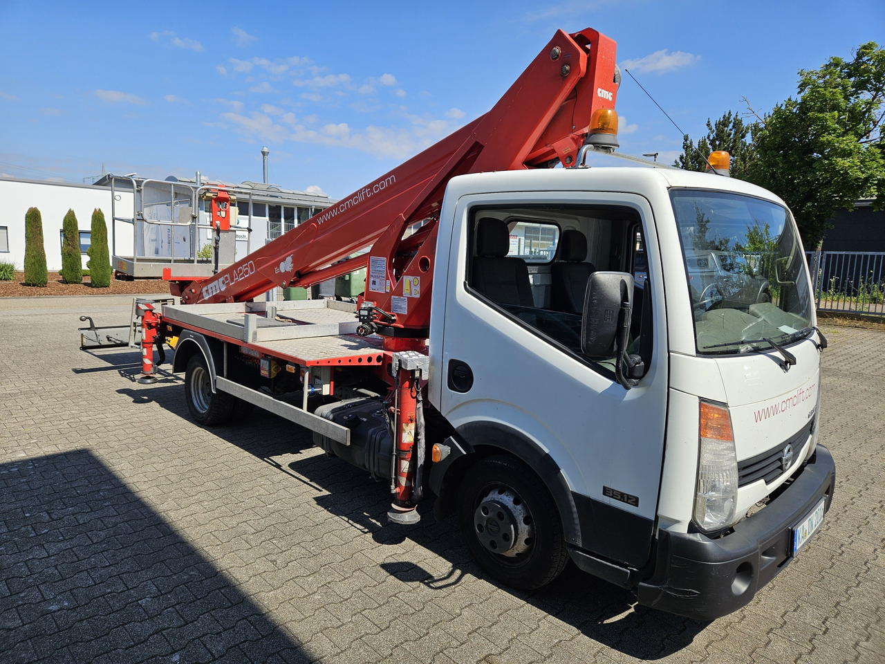 Nissan Cabstar CMC PLA 250 - 25m TOP nur 420 Stunden! - Veoautolt tõusev platvorm: pilt 5 Nissan Cabstar CMC PLA 250 - 25m TOP nur 420 Stunden! - Veoautolt tõusev platvorm: pilt 5