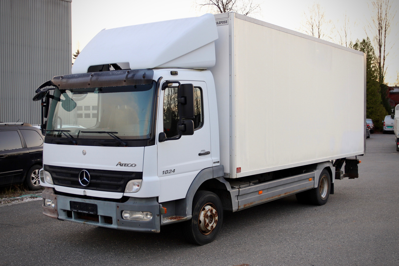 MERCEDES-BENZ Attego - Kasti veoauto: pilt 1 MERCEDES-BENZ Attego - Kasti veoauto: pilt 1