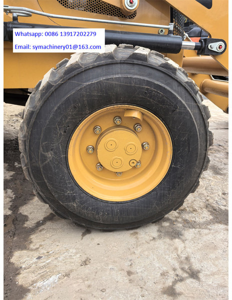 Caterpillar 430F2 - Ekskavaator-laadur: pilt 5 Caterpillar 430F2 - Ekskavaator-laadur: pilt 5