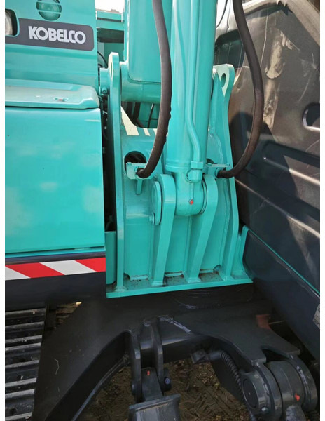 Miniekskavaator Kobelco SK75: pilt 12