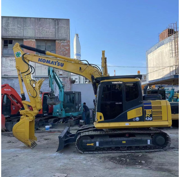 Komatsu PC130 - Lintekskavaator: pilt 5 Komatsu PC130 - Lintekskavaator: pilt 5